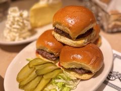 街旁小汉堡-The Cheesecake Factory 芝乐坊餐厅(王府中環店)