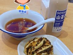 -李与白包子铺(桐梓林店)