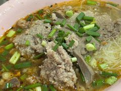 猪肉酸辣米粉-榮泰米粉湯(Left Shop)