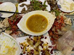 -扒虾小妹儿麻辣海鲜(宏图街店)