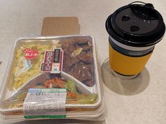 -全家便利店(杭州龙翔桥地铁站店)