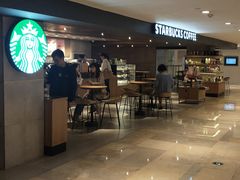 -星巴克(静安嘉里中心B2店)