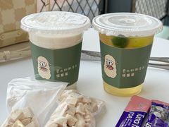 -怪兽屋·羊驼·猫咖·狗咖(俊华广场店)