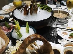 -红鼎豆捞·非遗鲍皇汤火锅(宝丰路店)