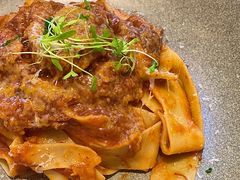 慢炖牛尾肉酱超宽面-Calix&Lay's(新天地店)