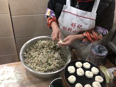 -舒小笼松针小笼包