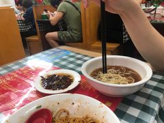 -辣肉面大王(天平路店)