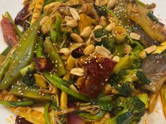 -拿渡·水煮鱼麻辣香锅(王府井奥莱·香江小镇店)