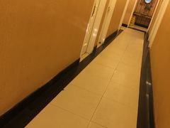-鱼王府大酒店
