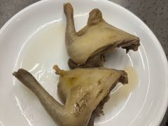 -郑猛记石岐鸽主题餐厅(长江店)
