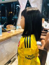 -PE SALON
