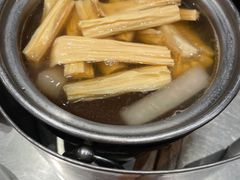 -潮界(LU·ONE凯德晶萃广场店)