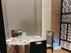 -静之湖湖畔餐厅