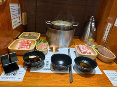 -独食火锅·半米屋台(直营总店)