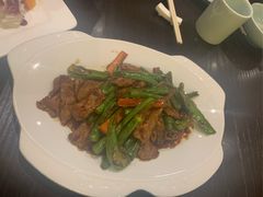 杭椒牛柳-勺园中餐厅