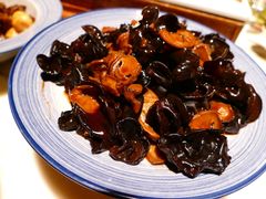 草菇烧木耳-那家小馆•北京菜•烤鸭(香山店)