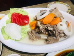 南山手抓肉-巴依兄弟西域美食(机场店)