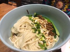 -芙蓉巷成都名小吃(丹尼斯2天地店)