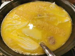 -鲜入围煮花胶鸡海鲜火锅