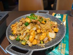 -曼听小寨海鲜烧烤·大连辣炒大王(盖州街店)