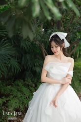 -Lady  Jane高端婚纱礼服馆