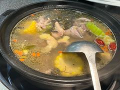 -野迹·石橄榄鸡·烧烤(新洲店)