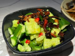 凉拌黄瓜-巴厘龙虾·榜首油焖大虾(音乐学院·沿江酒馆店)