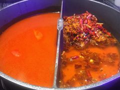 鸳鸯锅-热火朝天鲜切牛肉火锅(南强街巷店)