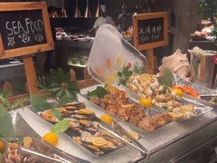 -松山湖凯悦酒店·Café自助餐厅·周末火舞秀表演