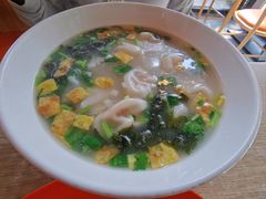 鸡汤鲜肉小混沌-老上海里弄味道(知春路店)
