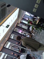 -藤野造型烫染·漂发