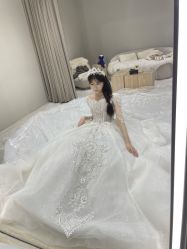 -Renee芮亦婚纱