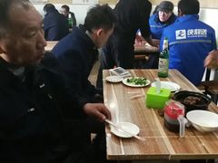 大堂-宝瑞门钉肉饼店