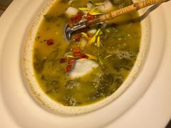金汤酸菜鲈鱼-绿茶餐厅(西单老佛爷店)