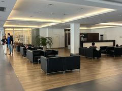 -天津波士信达奔驰4S店(卫津南路店)