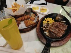 -悦荟牛排餐厅(萨尔图万达店)