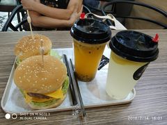 -牛纽塔·牛人堡(群众路店)