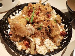 避风塘金蒜脆牛蛙-避风塘(金山万达店)