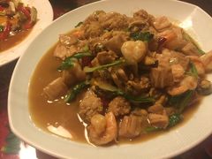 -闯关东东北农家菜(崂山石老人店)