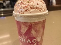 -霸王茶姬(上海静安大悦城店)