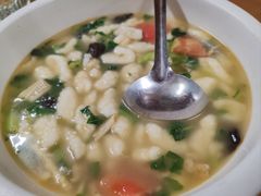 网红米筛爬-芦茨金富饭庄·25年老字号·专做稻草鸡