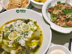 -绿草地·湘菜(7mall店)