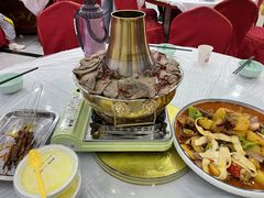-撒拉人家.酸菜牦牛肉火锅