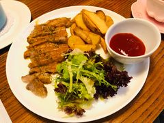 香煎猪下颚配法式薯角-Kitchen·Y洋厨房西餐厅(王府壹号店)