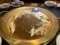 -沸炉重庆老火锅(军事博物馆店)