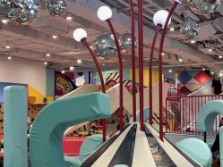 -Eureka优瑞卡儿童主题乐园(合生汇购物中心店)