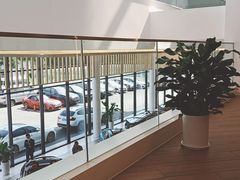 -上海宝宁宝马4S店