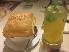 -菲滋意式休闲餐厅(北仑银泰城店)