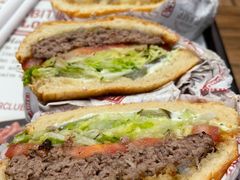 -The Habit Burger Grill 哈比特汉堡(世博店)