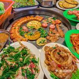 ‼️朋友带我来吃的烤肉 ‼️做梦都在吧唧嘴[流泪]